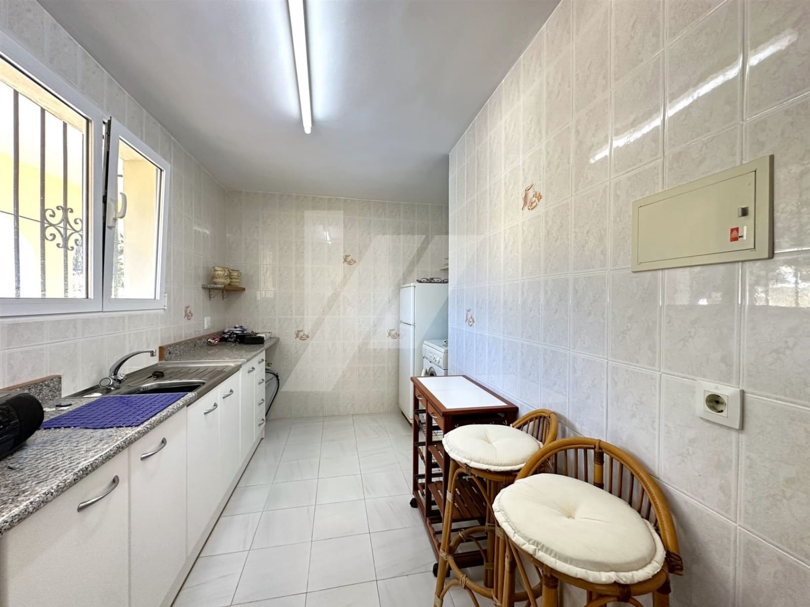 4 bedroom Villa for sale in Benissa with pool - € 650,000 (Ref: 9839660)