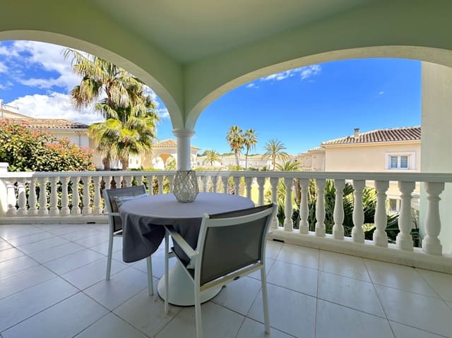 2 slaapkamer Appartement te koop in Benissa met zwembad - € 335.000 (Ref: 9839662)