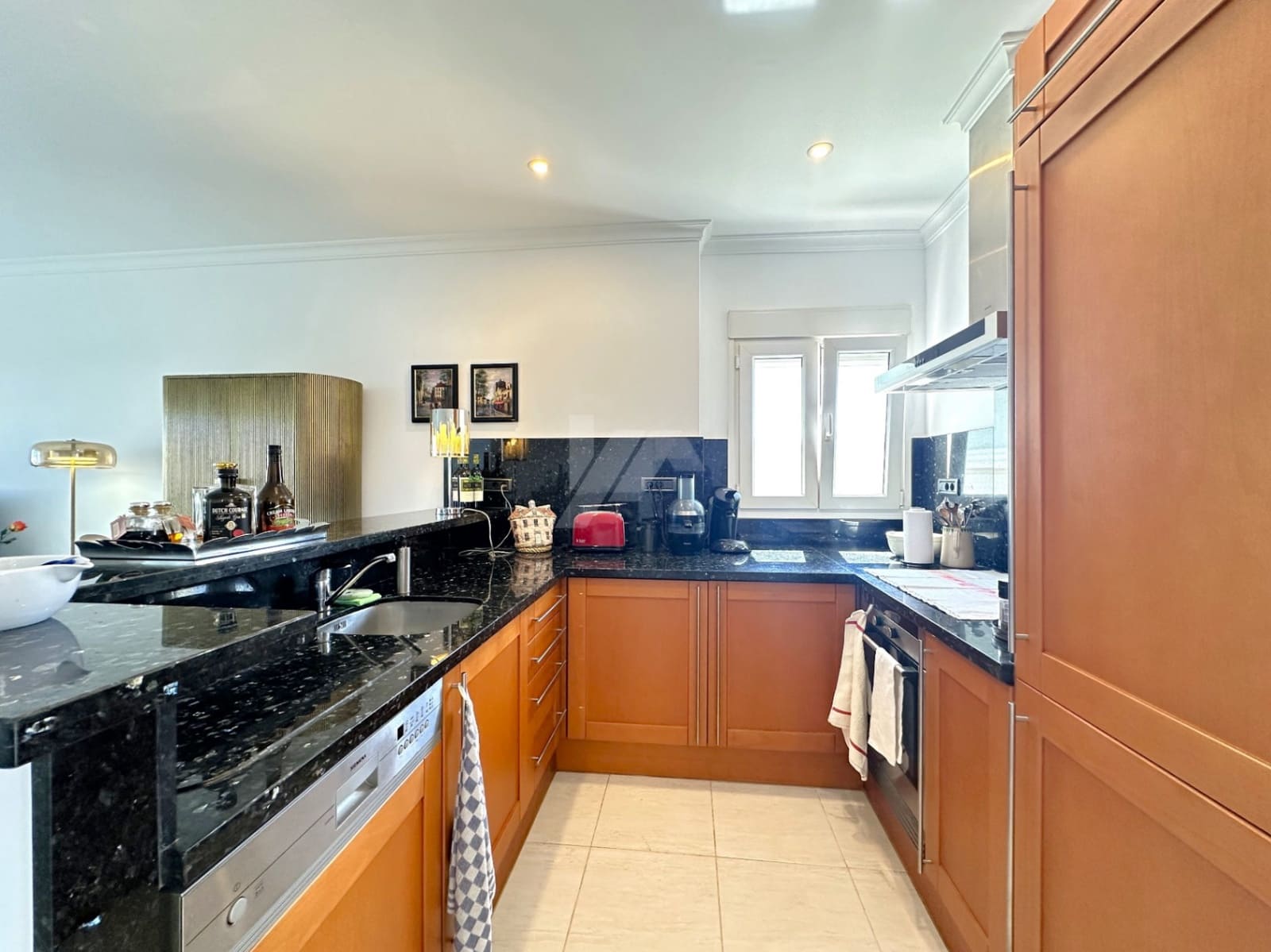 2 bedroom Apartment for sale in Benissa with pool - € 335,000 (Ref: 9839662)