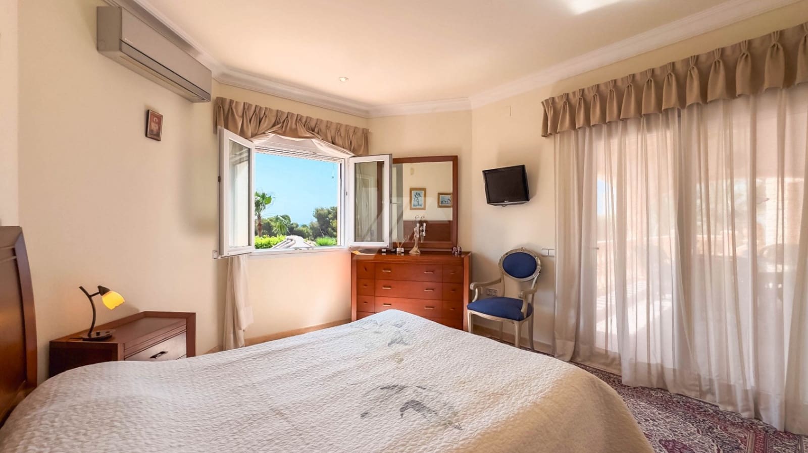 6 soverom Villa til salgs i Moraira med svømmebasseng - € 1 950 000 (Ref: 9839665)