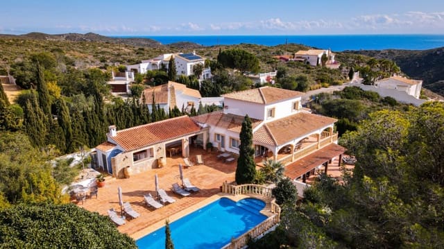 6 slaapkamer Villa te koop in Cumbre del Sol, Benitachell / Benitatxell met zwembad - € 1.400.000 (Ref: 9839670)