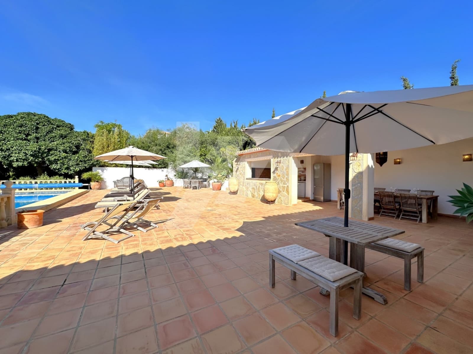 6 bedroom Villa for sale in Benitachell / Benitatxell with pool - € 1,400,000 (Ref: 9839670)