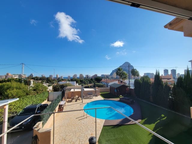 5 chambre Villa/Maison à vendre à Pueblo, Calpe / Calp avec piscine - 980 000 € (Ref: 9860405)