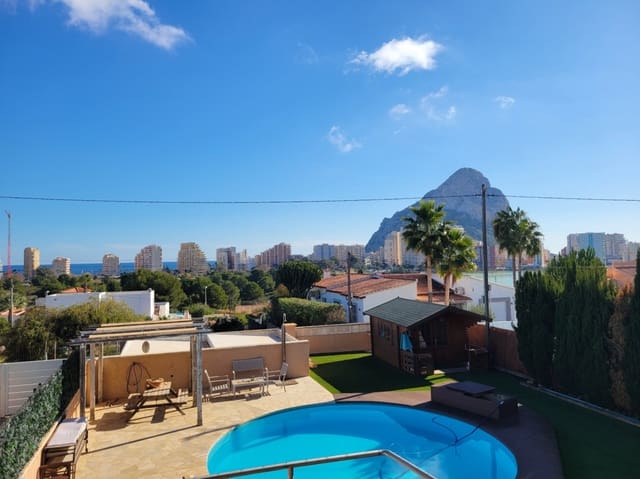 5 chambre Villa/Maison à vendre à Pueblo, Calpe / Calp avec piscine - 980 000 € (Ref: 9860405)