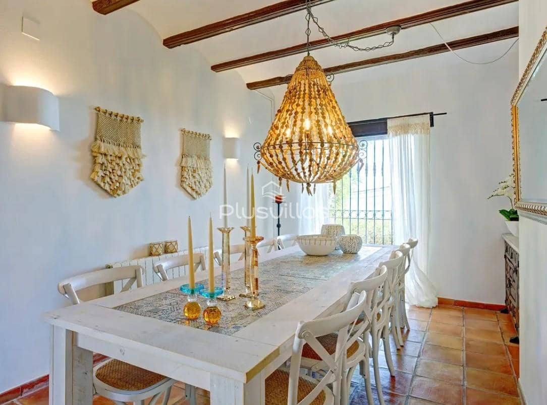 6 soverom Villa til salgs i Benissa med svømmebasseng - € 1 685 000 (Ref: 9862110)