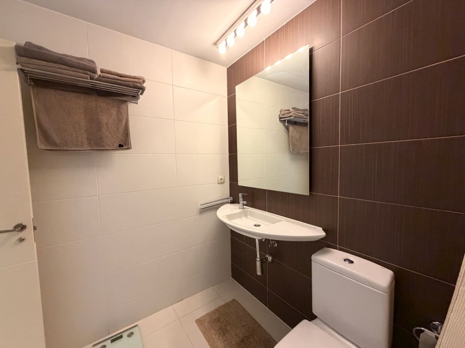 2 bedroom Apartment for sale in Altea with pool - € 375,000 (Ref: 9867269)