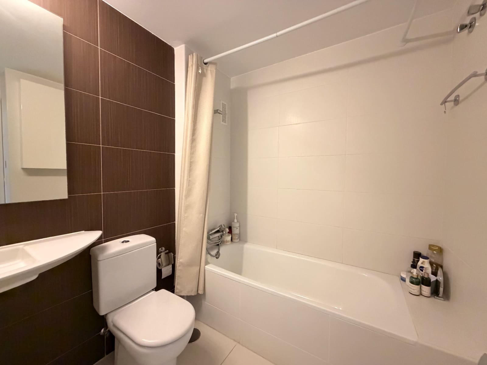 2 bedroom Apartment for sale in Altea with pool - € 375,000 (Ref: 9867269)