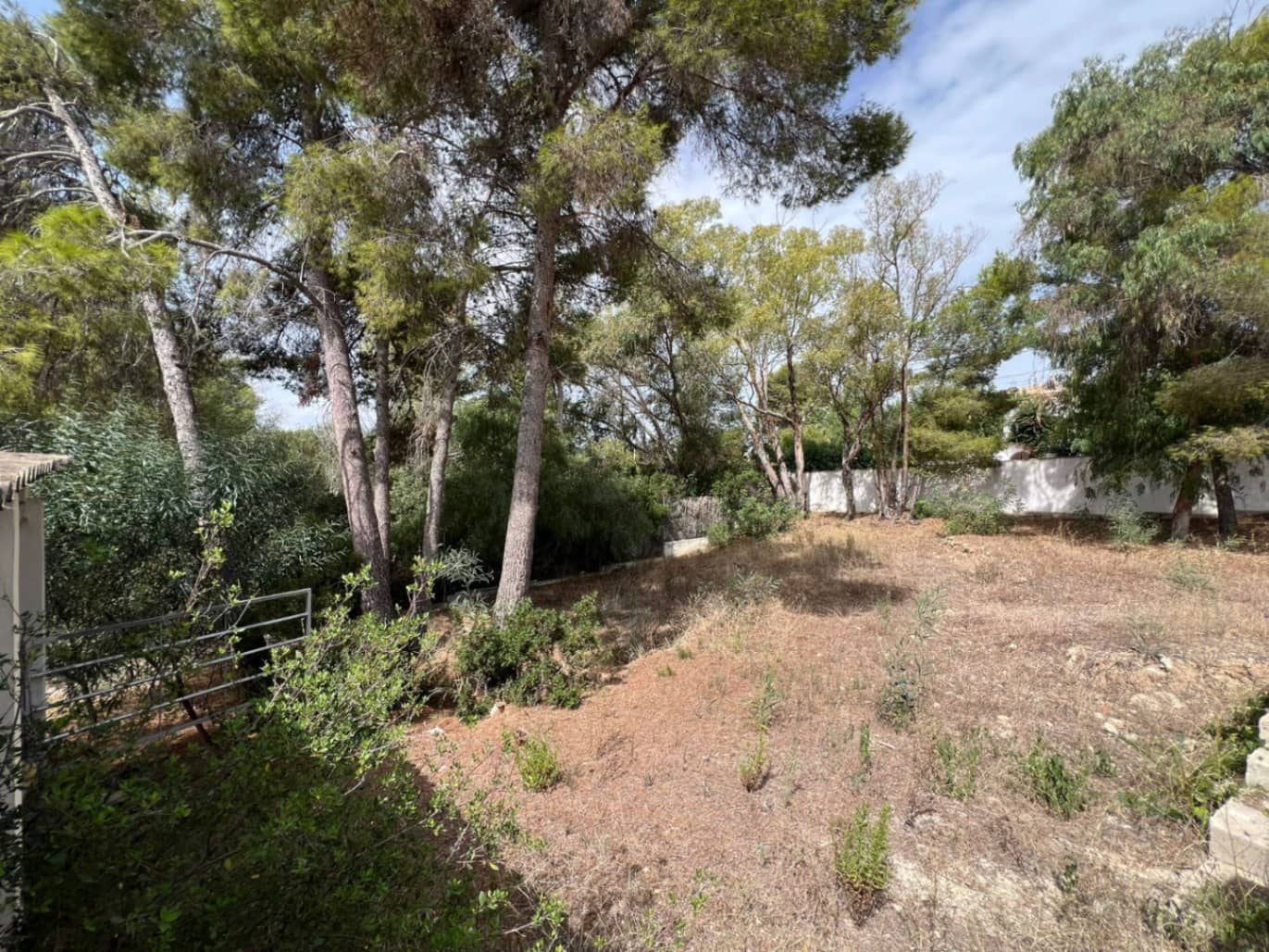 Building Plot for sale in Moraira - € 395,000 (Ref: 9876722)