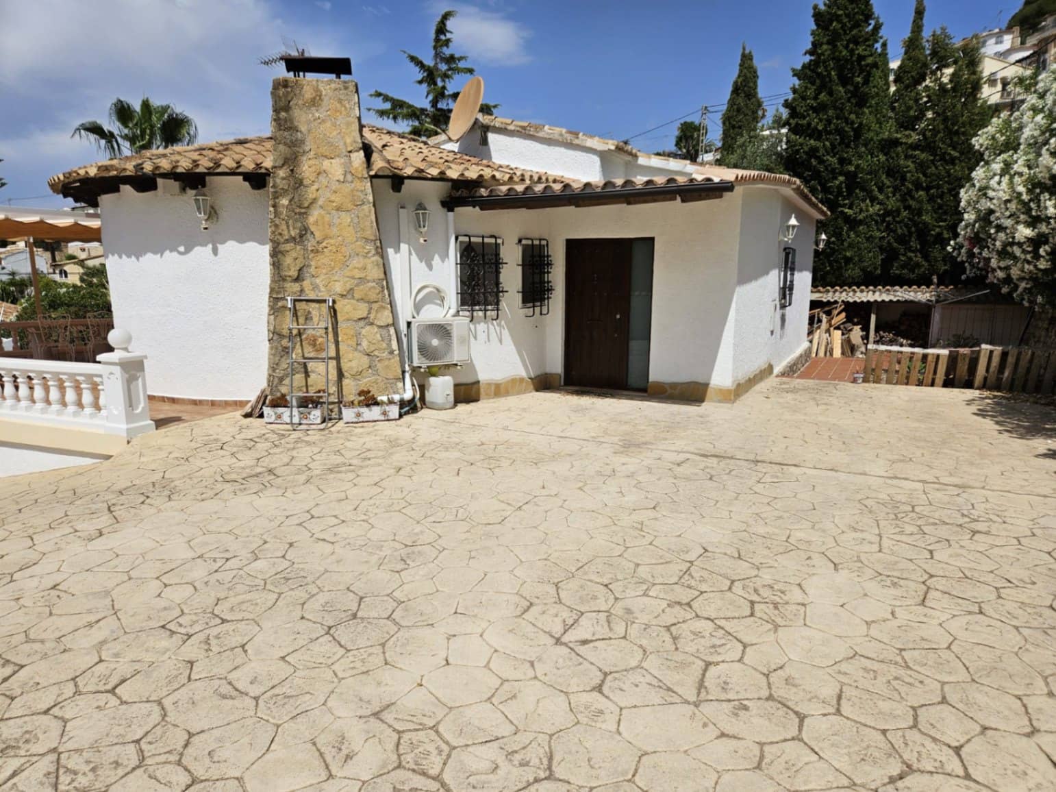 2 slaapkamer Villa te koop in Benissa met zwembad - € 709.000 (Ref: 9876723)
