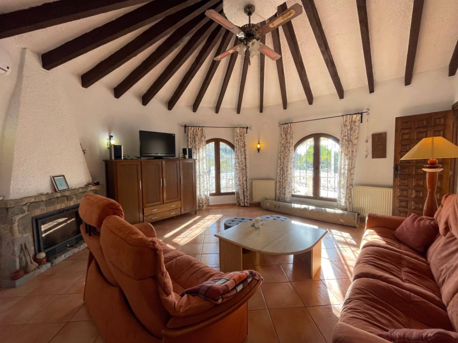 2 slaapkamer Villa te koop in Benissa met zwembad - € 709.000 (Ref: 9876723)