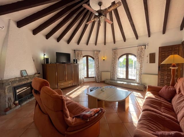 2 slaapkamer Villa te koop in Benissa met zwembad - € 709.000 (Ref: 9876723)