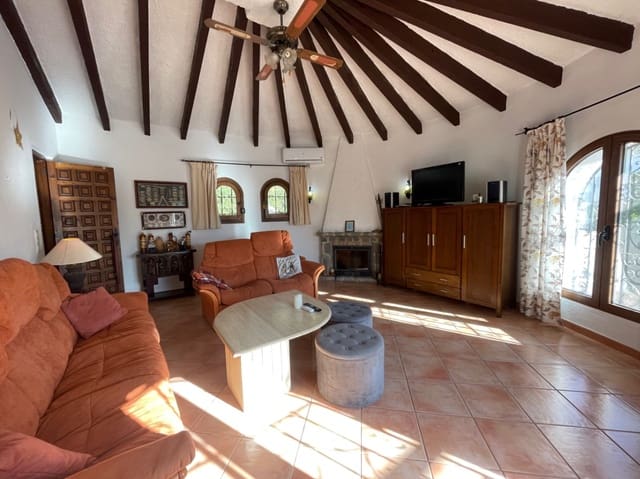 2 slaapkamer Villa te koop in Benissa met zwembad - € 709.000 (Ref: 9876723)