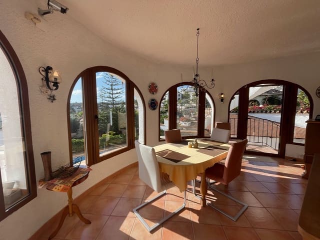 2 slaapkamer Villa te koop in Benissa met zwembad - € 709.000 (Ref: 9876723)