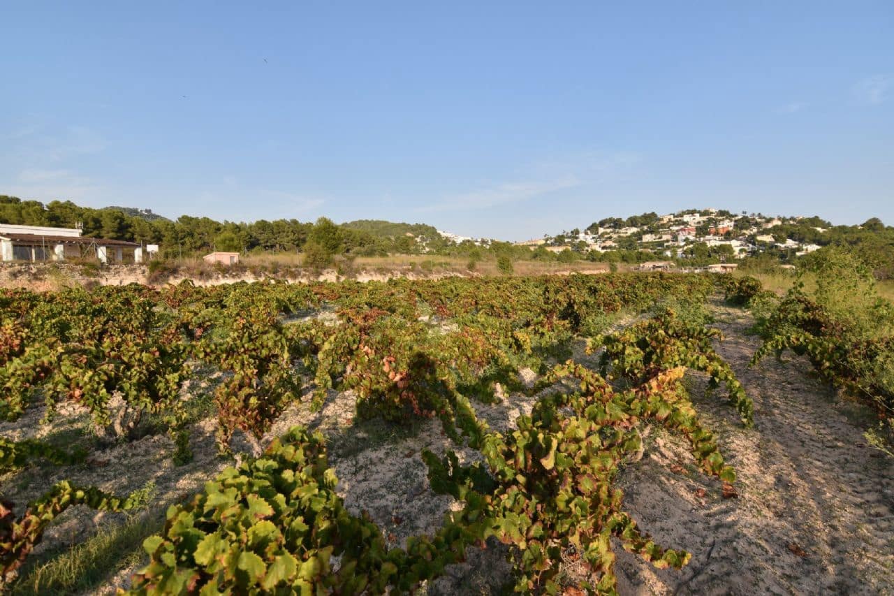 Building Plot for sale in Calpe / Calp - € 141,530 (Ref: 9876724)