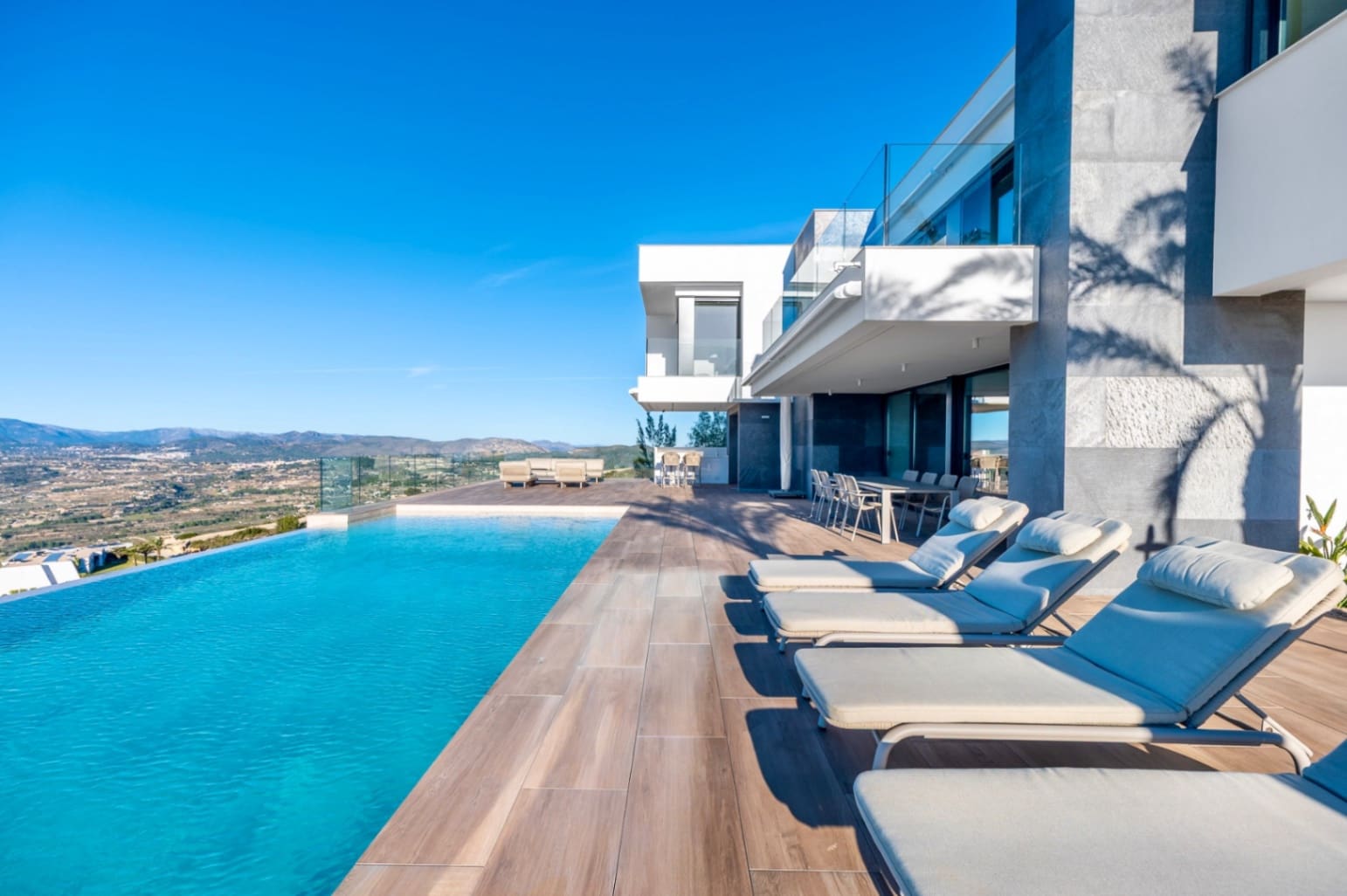 5 slaapkamer Villa te koop in Benitachell / Benitatxell met zwembad - € 3.250.000 (Ref: 9879215)