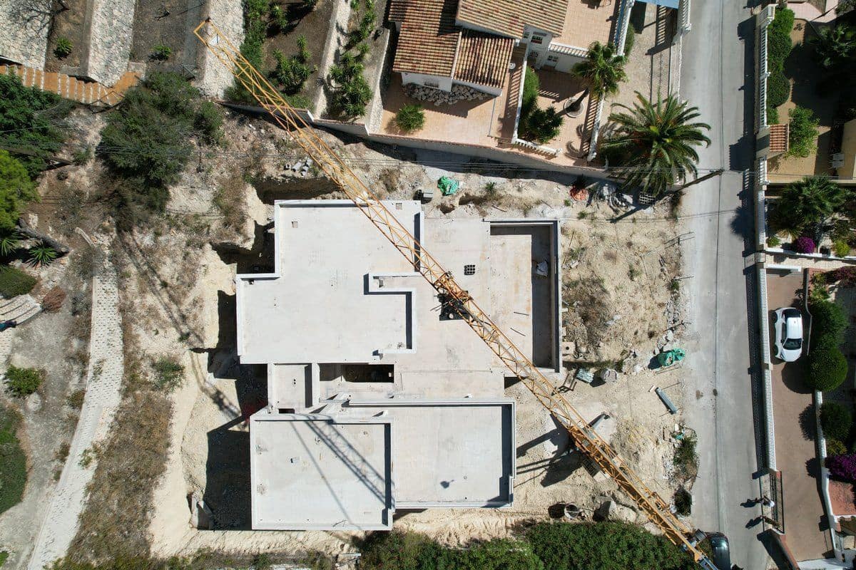 3 bedroom Villa for sale in Benissa with pool - € 1,890,000 (Ref: 9879218)