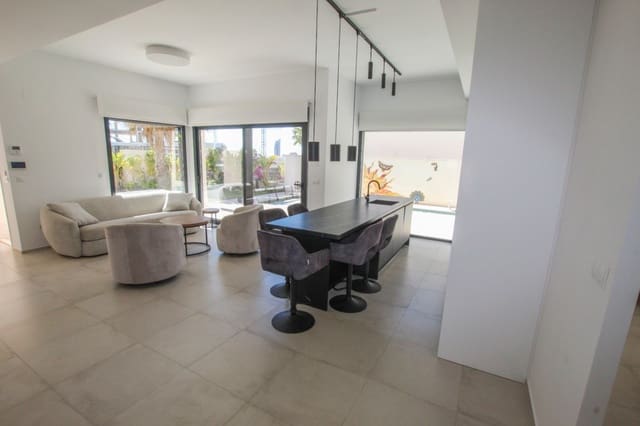 3 slaapkamer Villa te koop in Finestrat Pueblo, Finestrat met zwembad - € 749.000 (Ref: 9879219)
