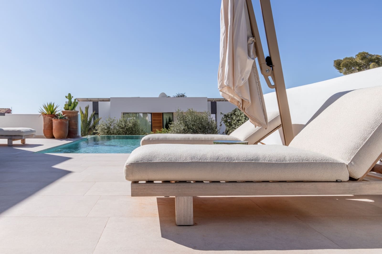 4 bedroom Villa for sale in Moraira with pool - € 2,190,000 (Ref: 9885112)