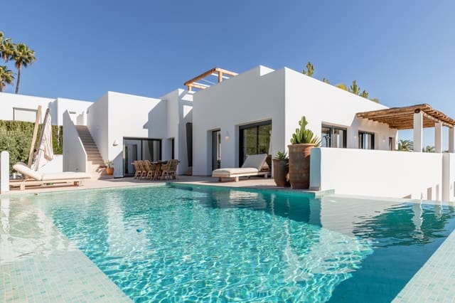 4 soveværelse Villa til salg i Casco Urbano, Teulada-Moraira med swimmingpool - € 2.190.000 (Ref: 9885112)
