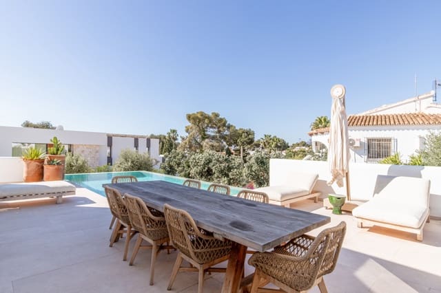 4 soveværelse Villa til salg i Casco Urbano, Teulada-Moraira med swimmingpool - € 2.190.000 (Ref: 9885112)