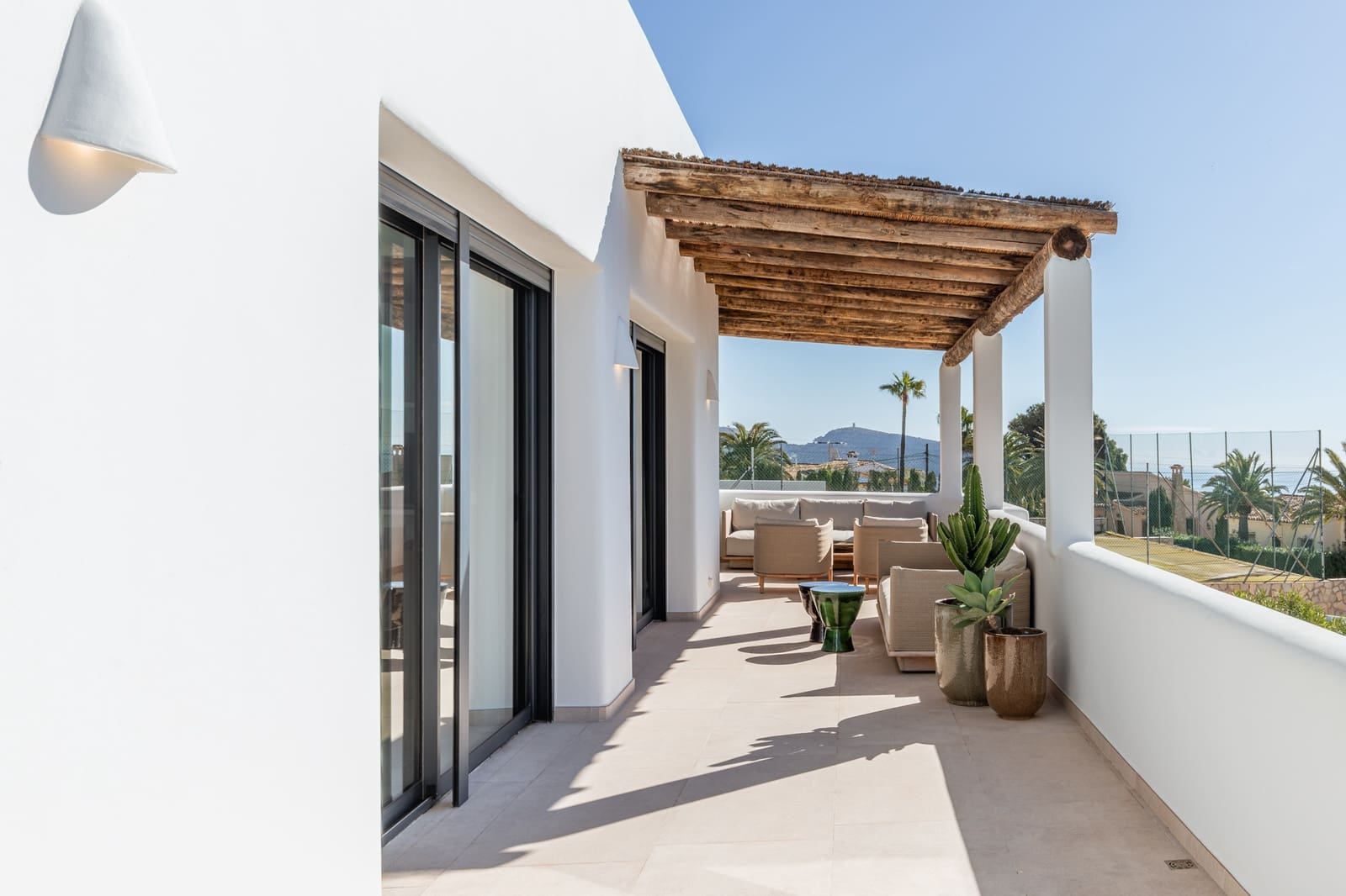 4 bedroom Villa for sale in Moraira with pool - € 2,190,000 (Ref: 9885112)