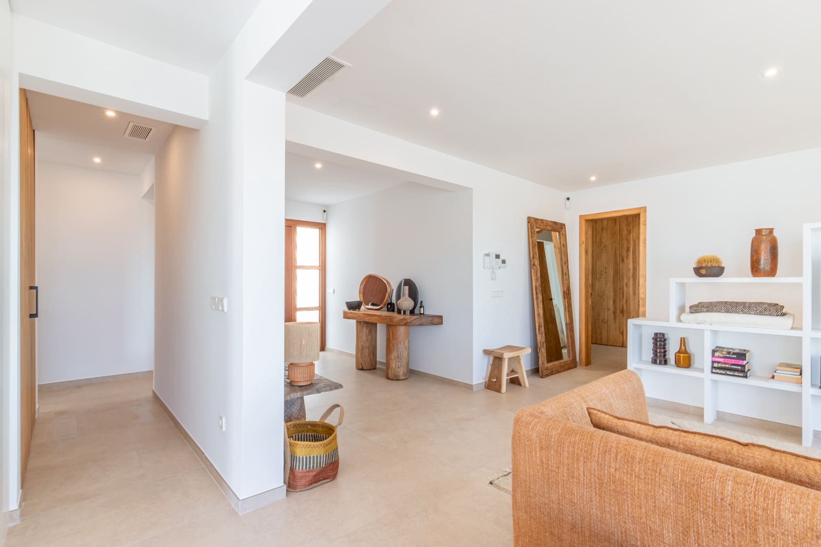 4 bedroom Villa for sale in Moraira with pool - € 2,190,000 (Ref: 9885112)
