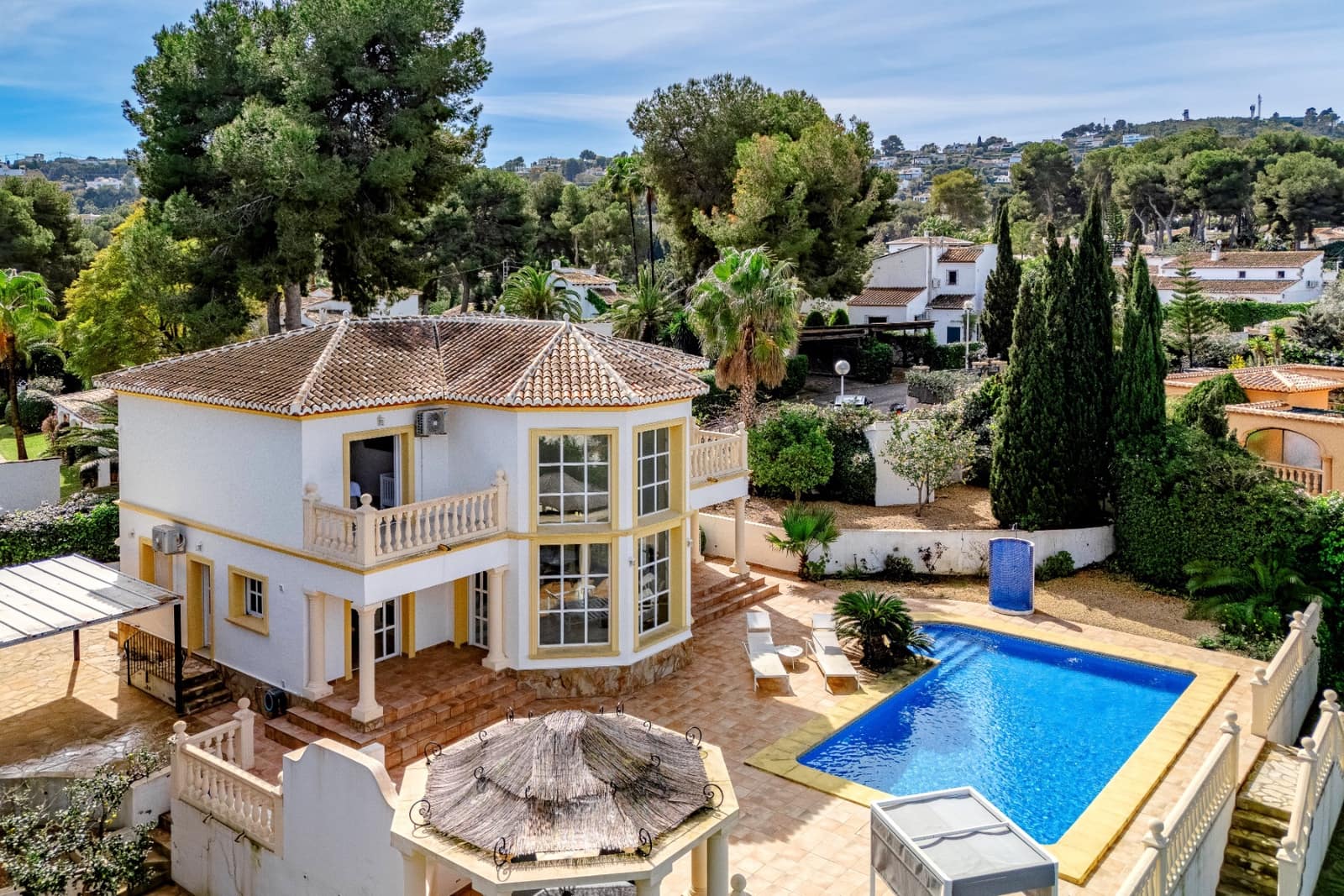 4 quarto Moradia para venda em Javea / Xabia com piscina - 1 125 000 € (Ref: 9885118)