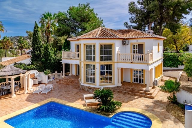 4 quarto Moradia para venda em Centro ciudad, Javea / Xàbia com piscina - 1 125 000 € (Ref: 9885118)