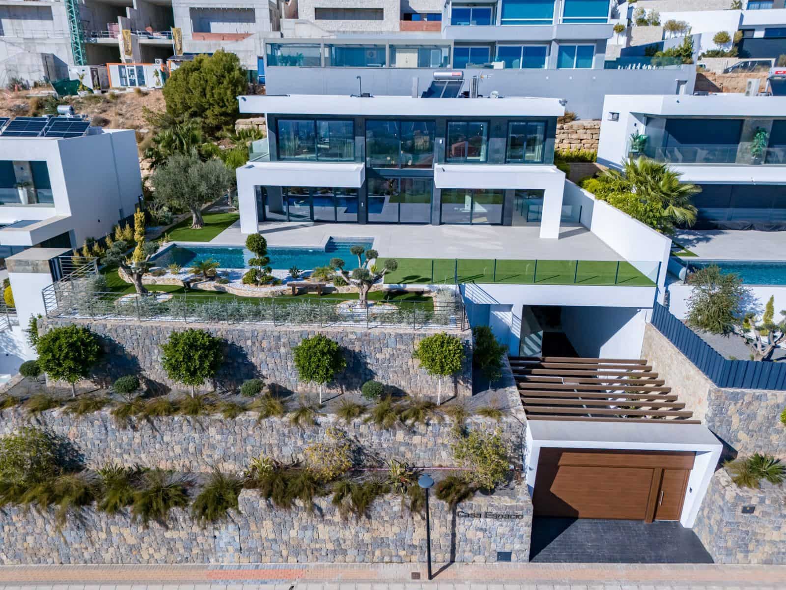 7 sypialnia Willa na sprzedaż w Finestrat z basenem - 3 950 000 € (Ref: 9890631)