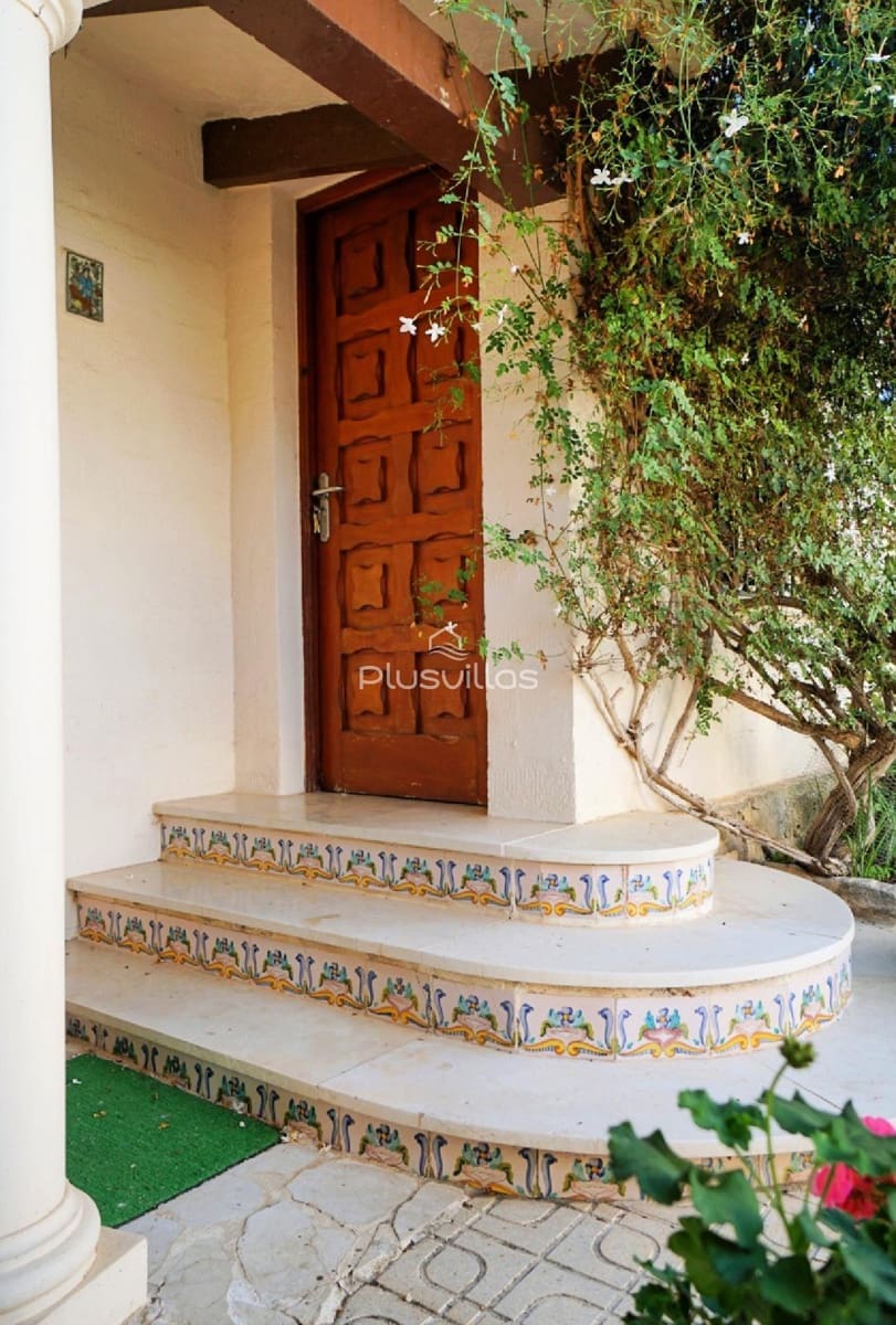 4 slaapkamer Villa te koop in Calpe / Calp met zwembad - € 550.000 (Ref: 9892651)