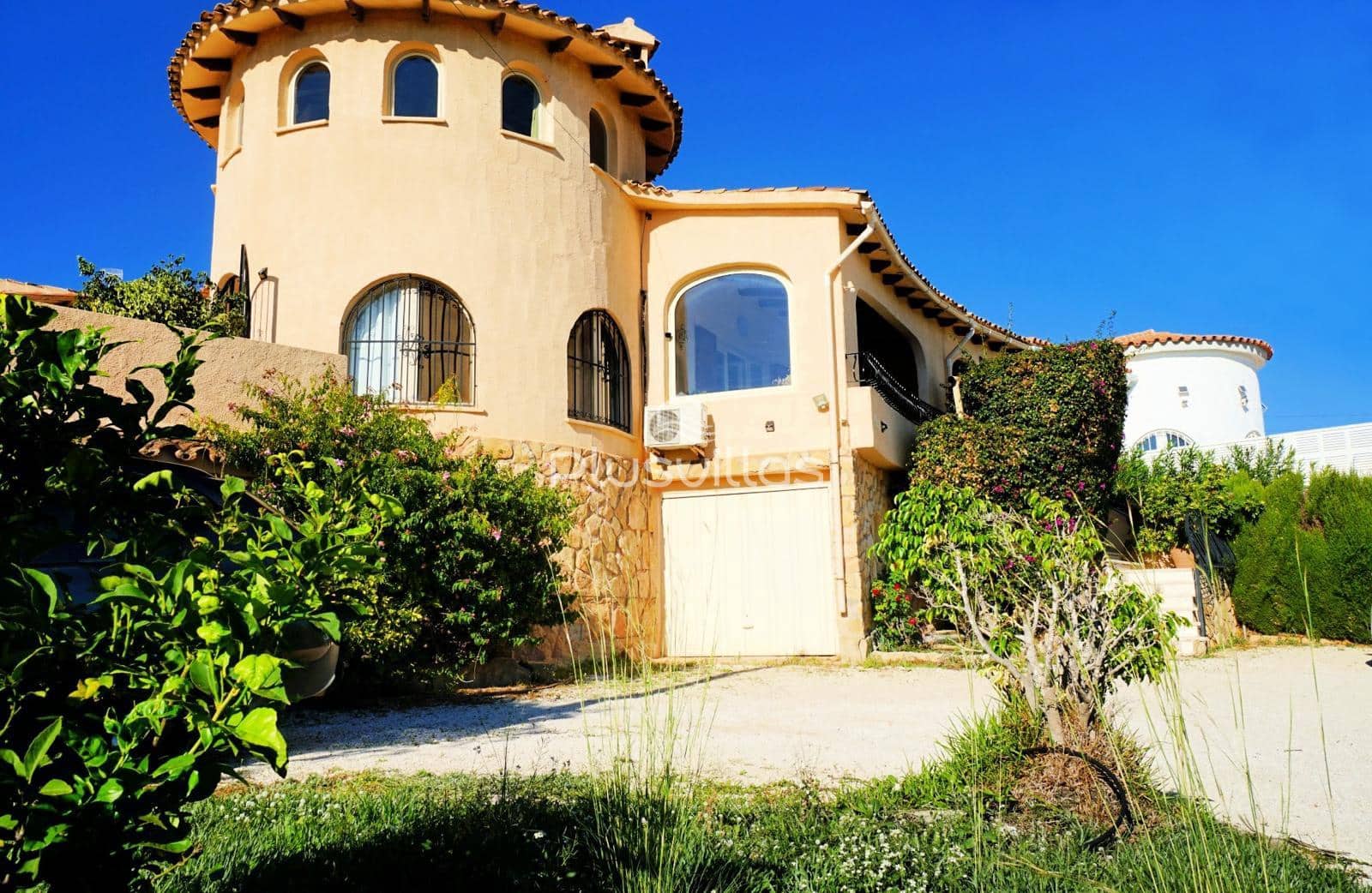 4 slaapkamer Villa te koop in Calpe / Calp met zwembad - € 550.000 (Ref: 9892651)