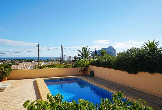 4 slaapkamer Villa te koop in Pueblo, Calpe / Calp met zwembad - € 550.000 (Ref: 9892651)
