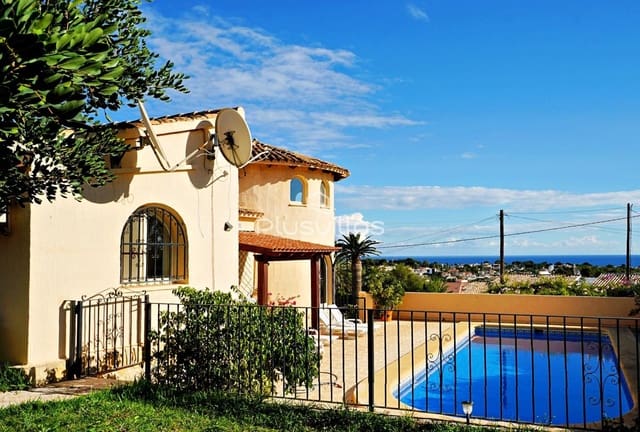 4 slaapkamer Villa te koop in Pueblo, Calpe / Calp met zwembad - € 550.000 (Ref: 9892651)