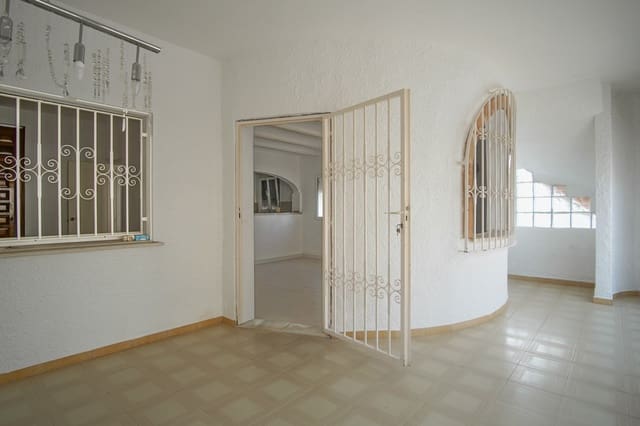 3 soveværelse Lejlighed til salg i Centro Urbano, Dénia - € 385.000 (Ref: 9894754)