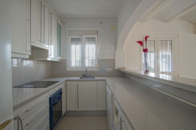 3 soveværelse Lejlighed til salg i Centro Urbano, Dénia - € 385.000 (Ref: 9894754)