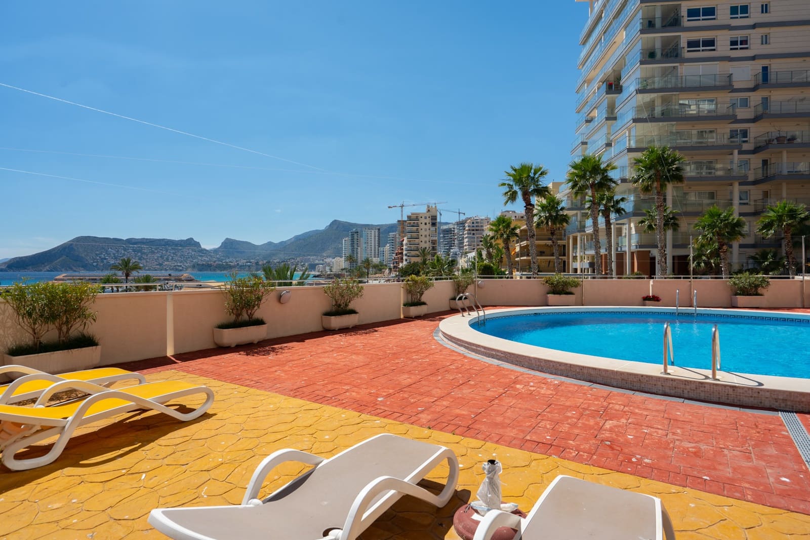 5 bedroom Apartment for sale in Calpe / Calp with pool - € 1,780,000 (Ref: 9896904)