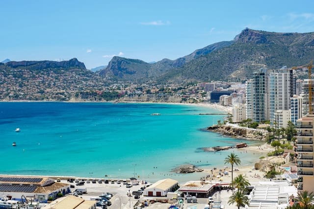5 bedroom Apartment for sale in Calpe / Calp with pool - € 1,780,000 (Ref: 9896904)