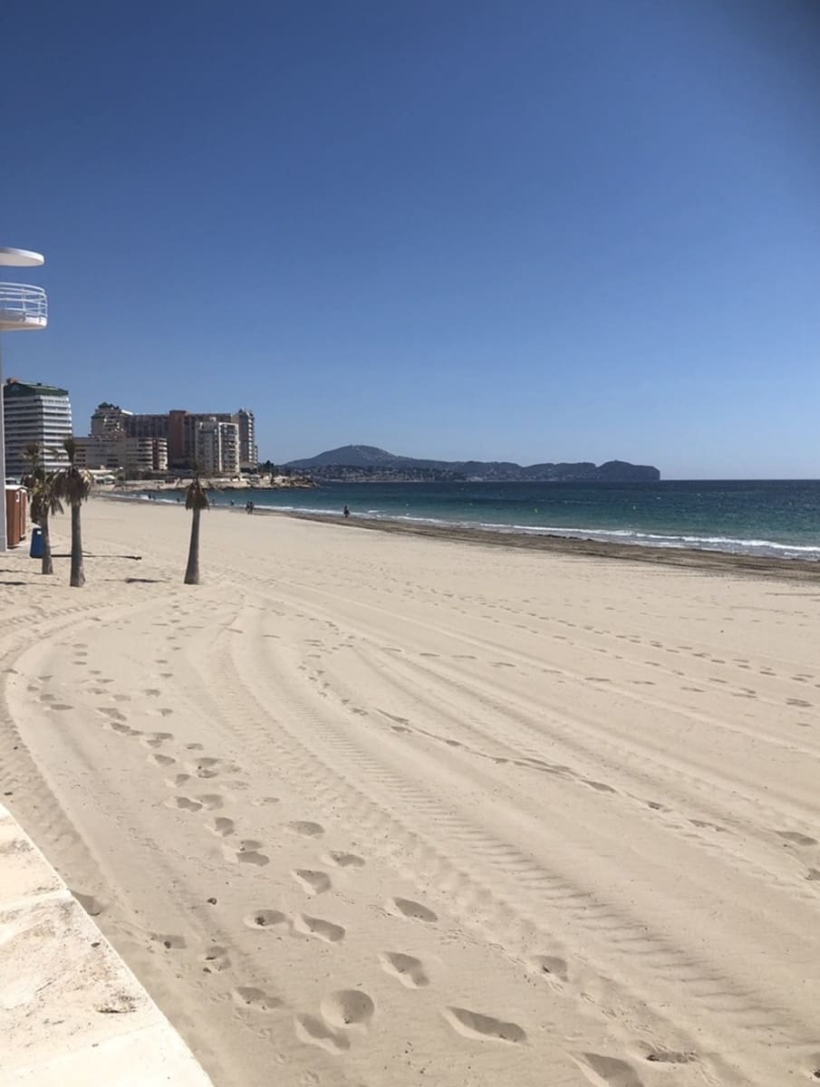 3 bedroom Villa for sale in Calpe / Calp with pool - € 435,000 (Ref: 9896910)