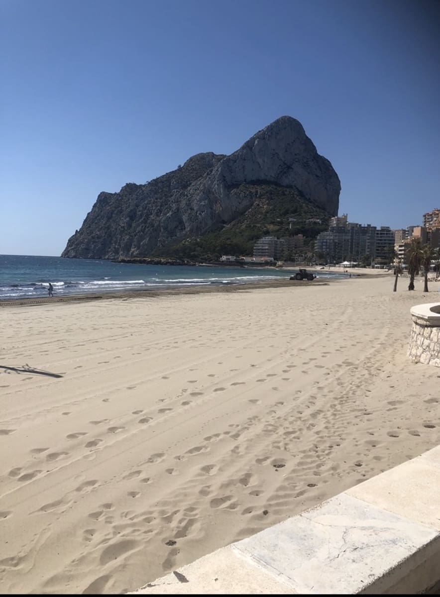 3 bedroom Villa for sale in Calpe / Calp with pool - € 435,000 (Ref: 9896910)
