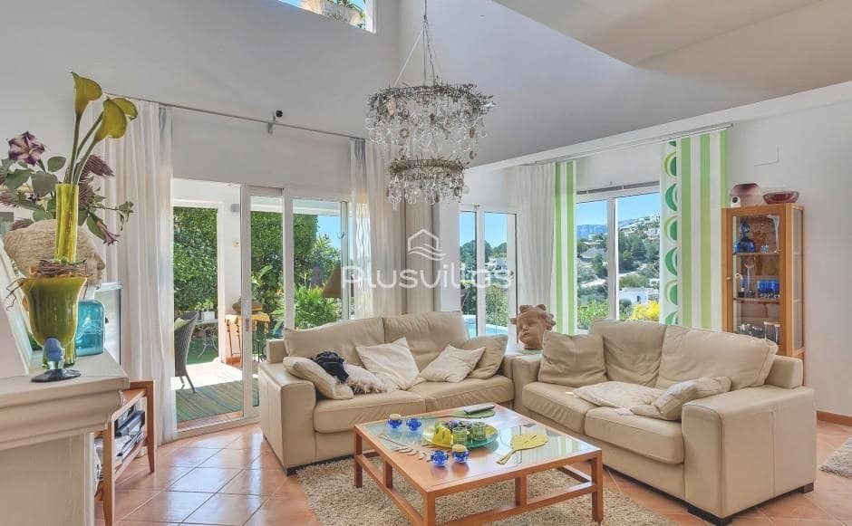4 Zimmer Villa zu verkaufen in Benissa mit Pool - 1.100.000 € (Ref: 9908276)