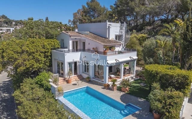 4 Zimmer Villa zu verkaufen in Benissa mit Pool - 1.100.000 € (Ref: 9908276)