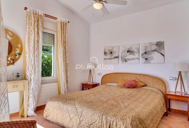 4 Zimmer Villa zu verkaufen in Benissa mit Pool - 1.100.000 € (Ref: 9908276)