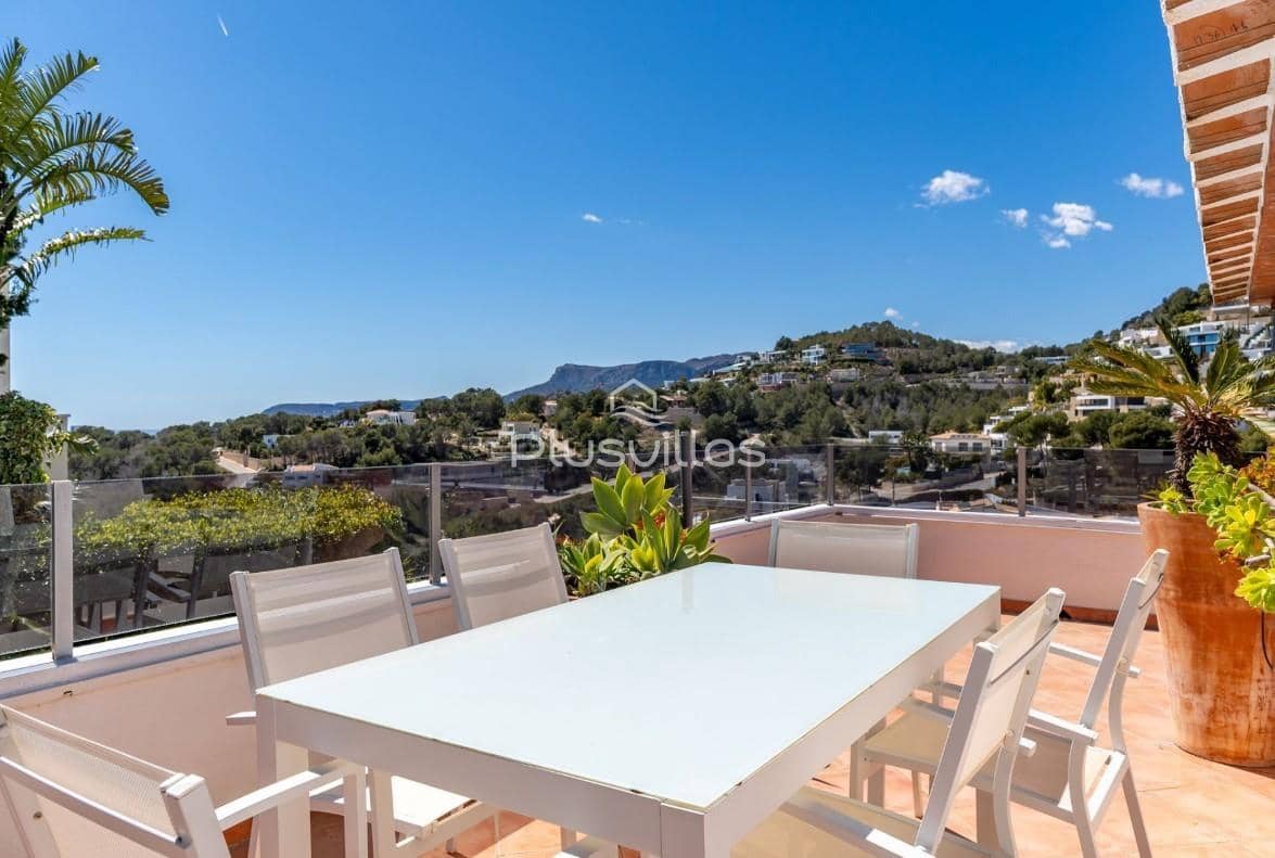 4 Zimmer Villa zu verkaufen in Benissa mit Pool - 1.100.000 € (Ref: 9908276)
