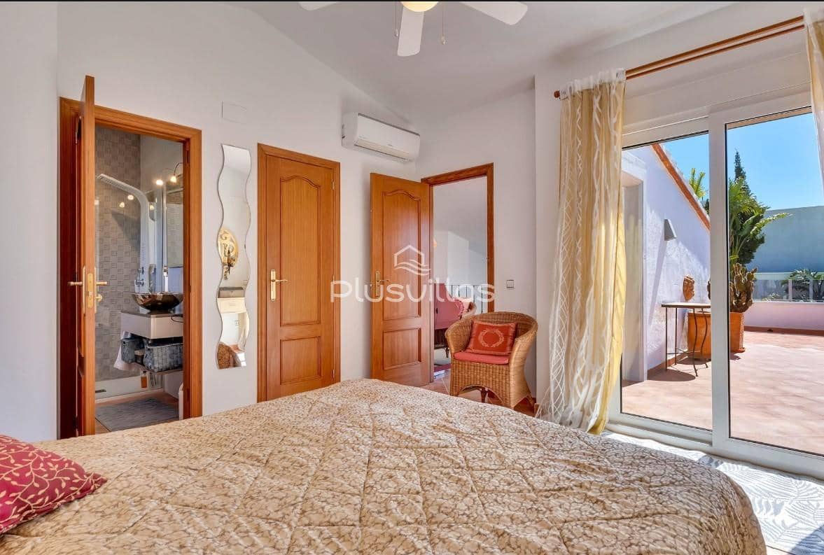 4 Zimmer Villa zu verkaufen in Benissa mit Pool - 1.100.000 € (Ref: 9908276)