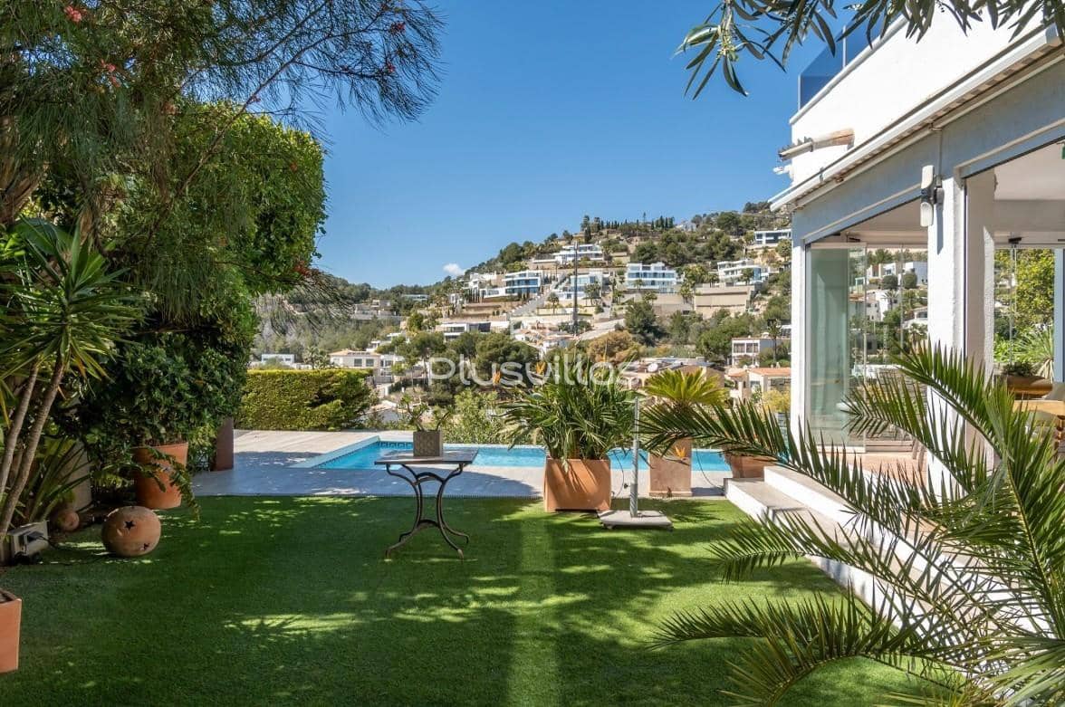 4 Zimmer Villa zu verkaufen in Benissa mit Pool - 1.100.000 € (Ref: 9908276)