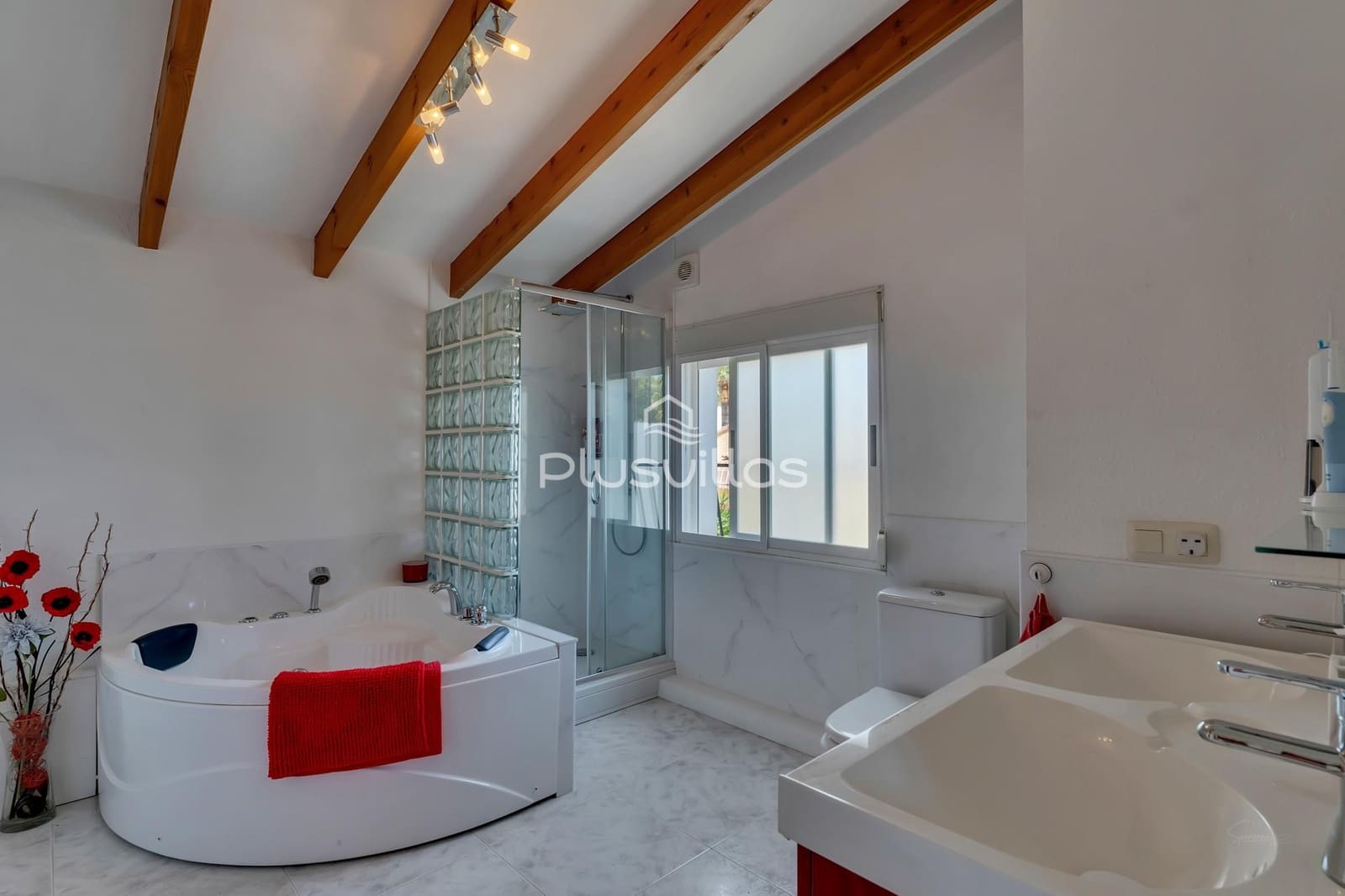 3 soverom Villa til salgs i Calpe / Calp med svømmebasseng - € 530 000 (Ref: 9908277)