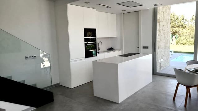 3 chambre Villa/Maison à vendre à Finestrat Pueblo, Finestrat avec piscine - 735 000 € (Ref: 9908289)