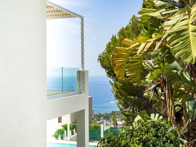 3 quarto Moradia para venda em Altea com piscina - 1 650 000 € (Ref: 9908290)