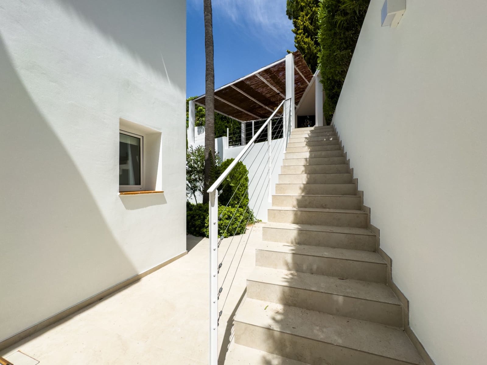 3 quarto Moradia para venda em Altea com piscina - 1 650 000 € (Ref: 9908290)