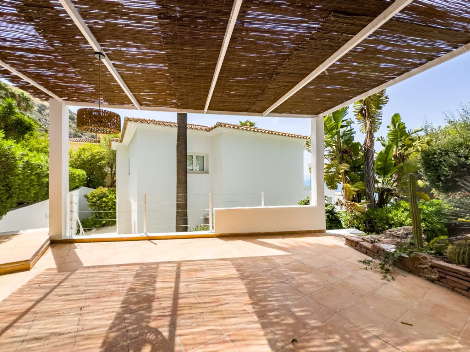 3 quarto Moradia para venda em Altea com piscina - 1 650 000 € (Ref: 9908290)